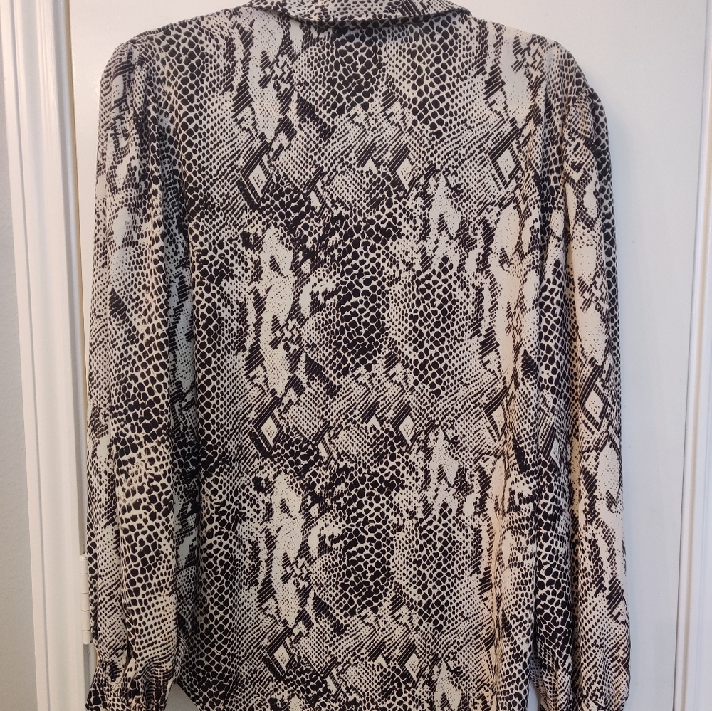 Marled large snake print blouse - Picture 3 of 4